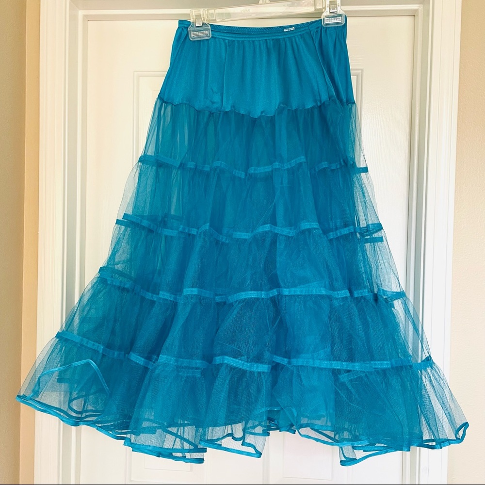 Malco Modes Petticoat Crinoline